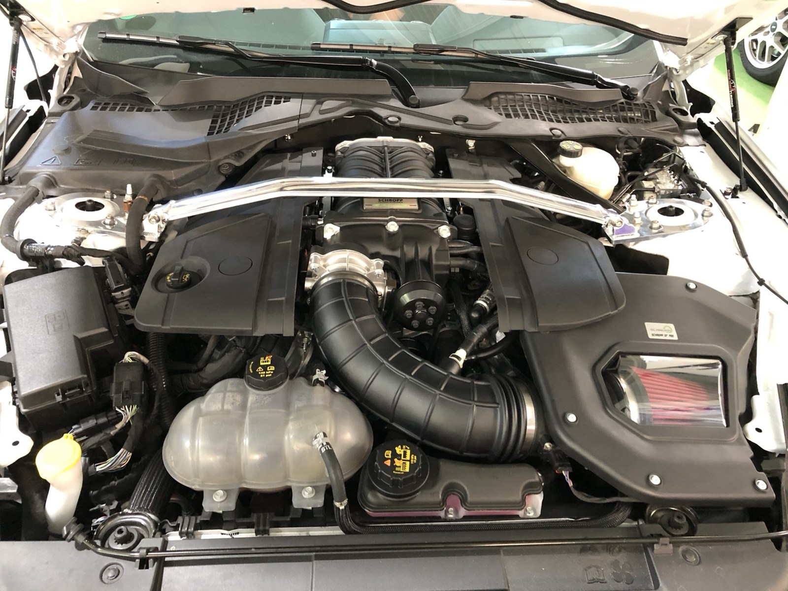 Ford Mustang S550 Facelift mit Schropp SF700 Kompressorumbau